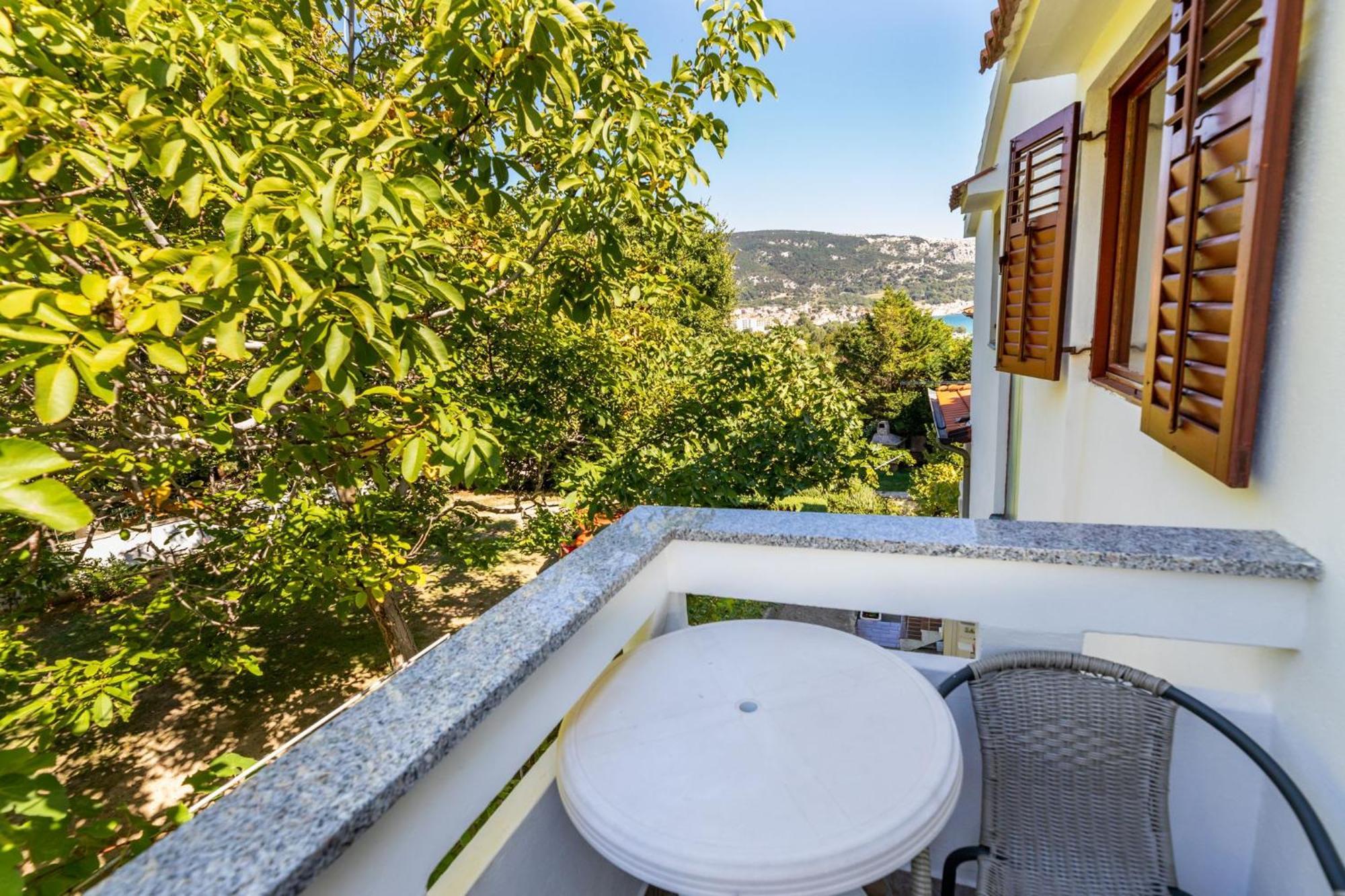Apartments Janko Zarok Baska  Luaran gambar