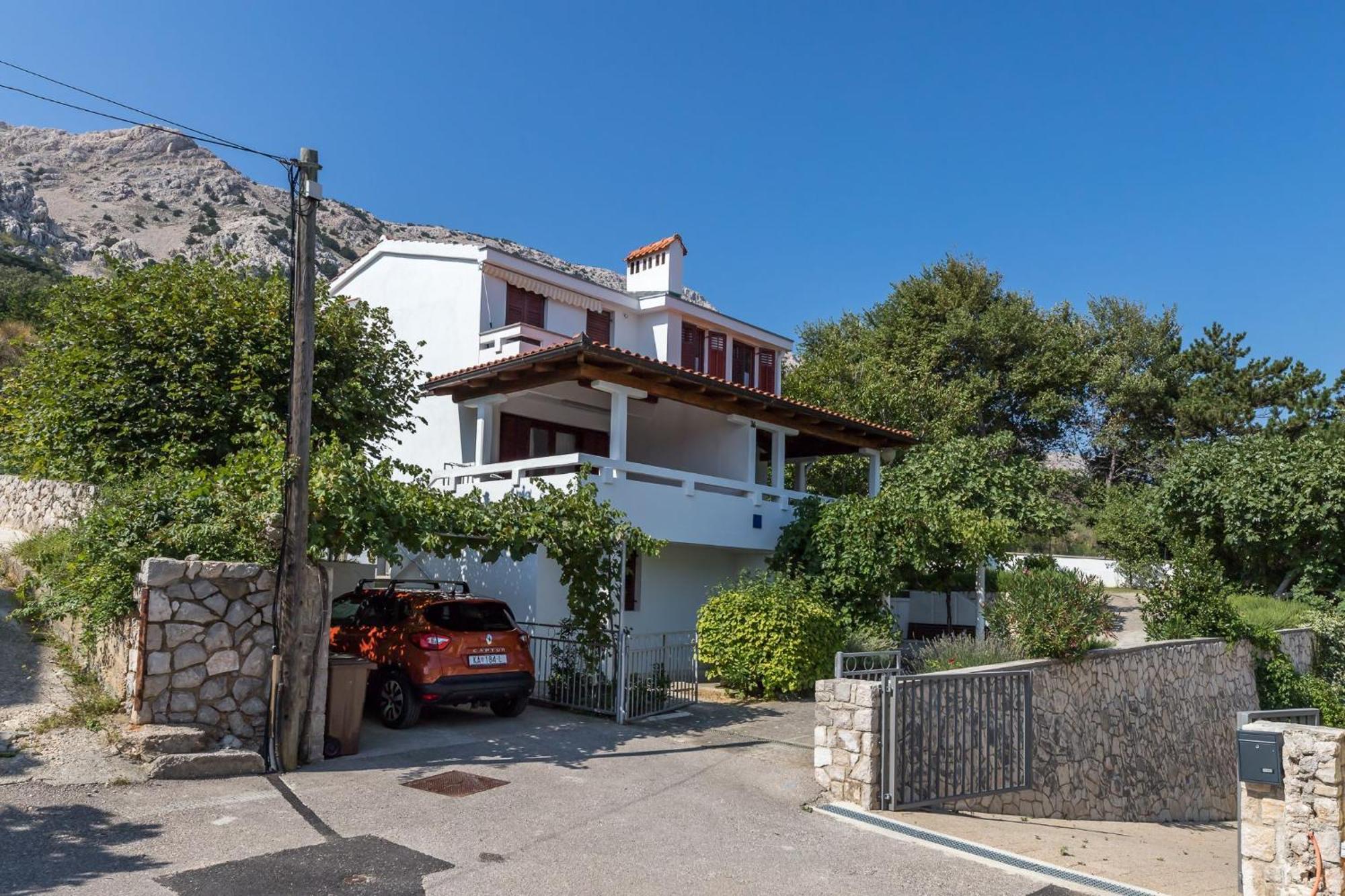Apartments Janko Zarok Baska  Luaran gambar