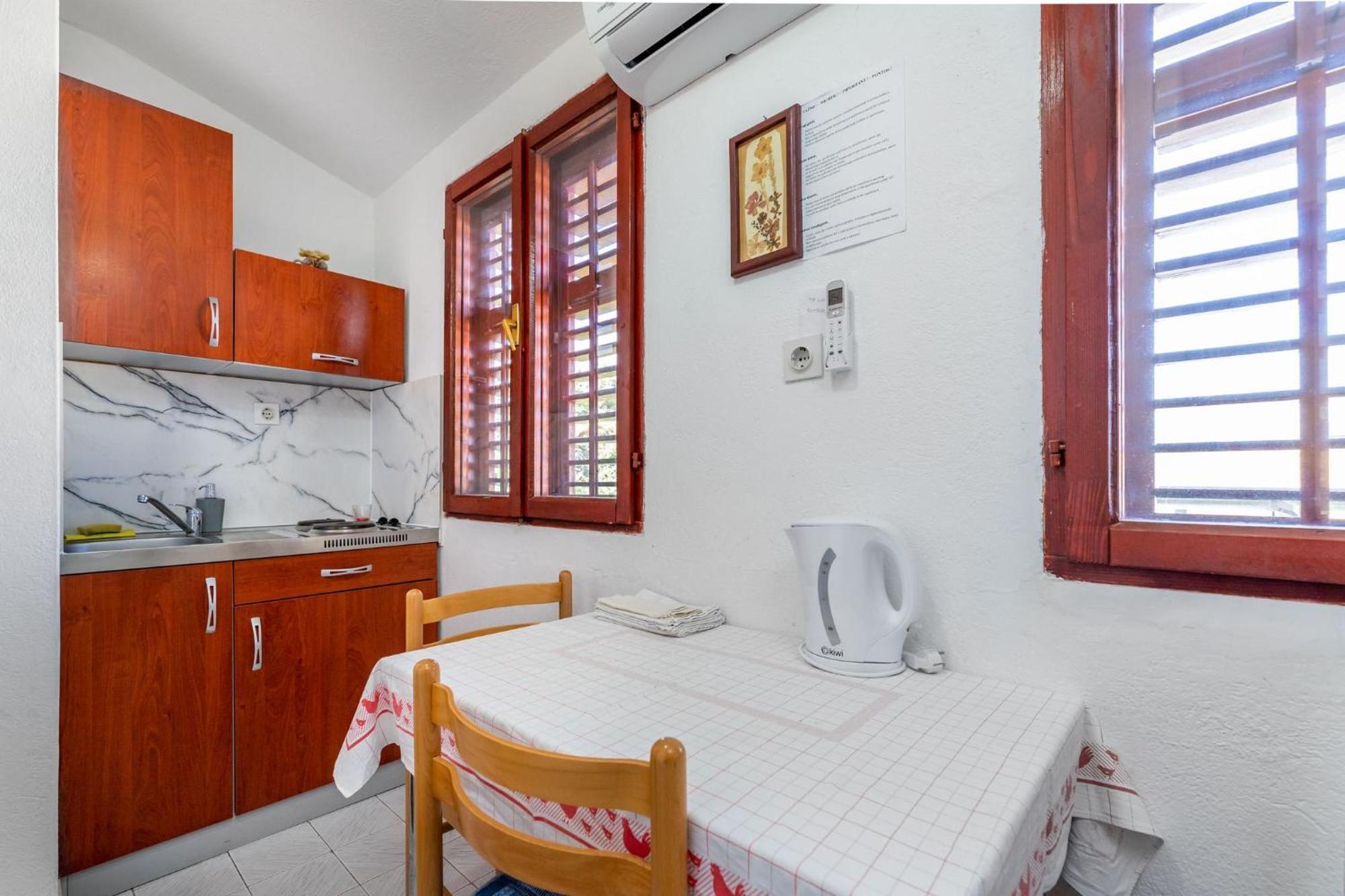 Apartments Janko Zarok Baska  Luaran gambar